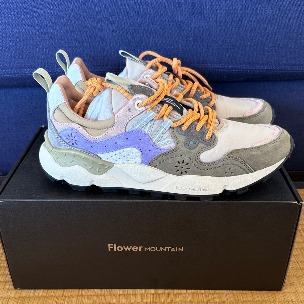 Flower Mountain Trail Sneakers